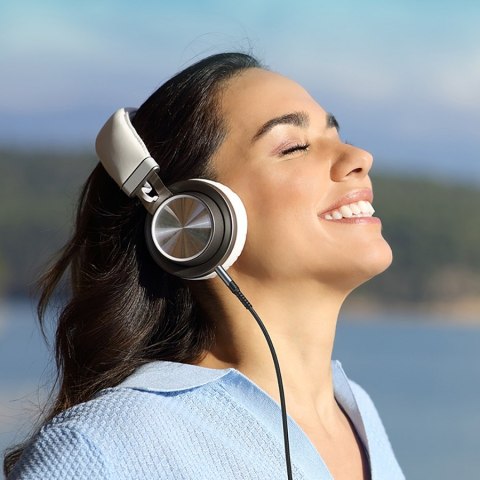 BWOO kabel AUX 3.5mm - Lightning BO-AUX068 czarny